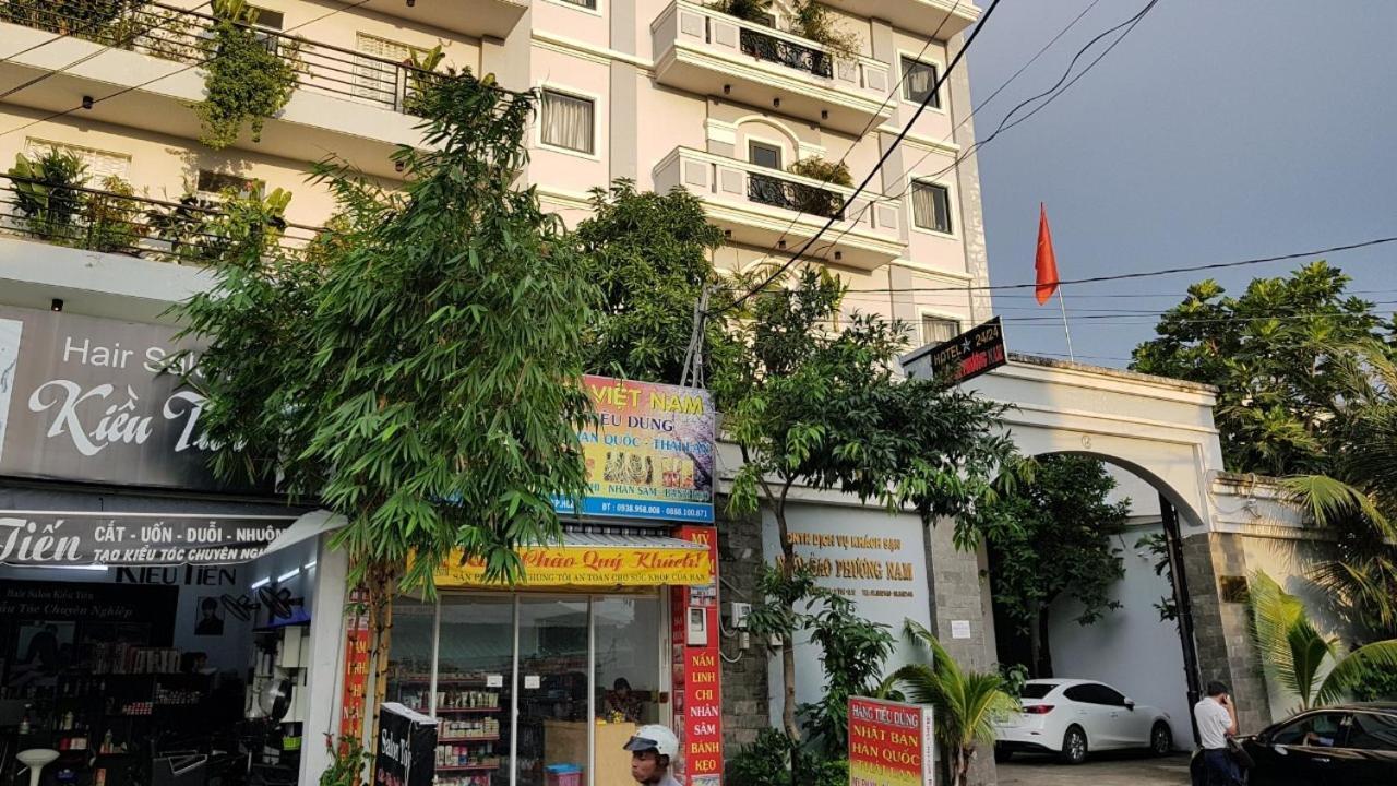 Khách sạn Ngoi Sao Phuong Nam *
